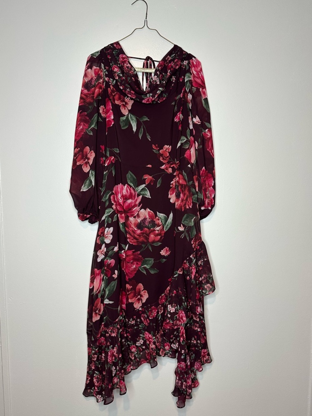 Alex Marie Women’s Petite Birdie Chiffon Floral Ruch Cowl Neck Dress size 16